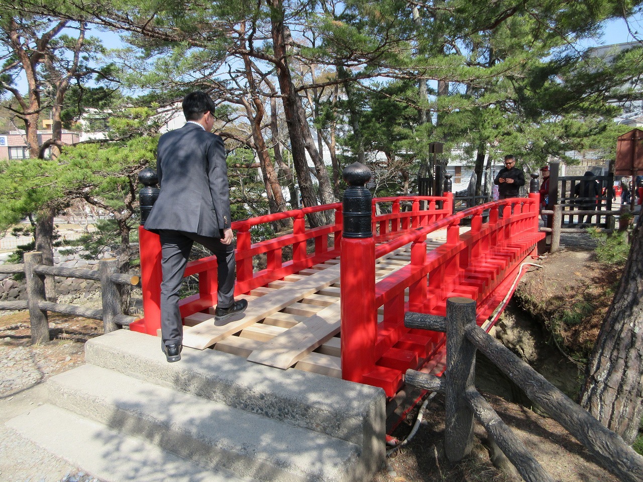 瑞厳寺五大堂視察の様子