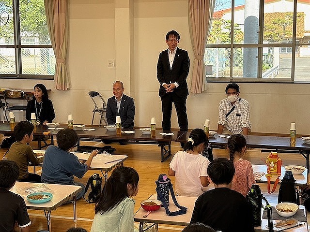 デイキャンプでの市長挨拶の様子