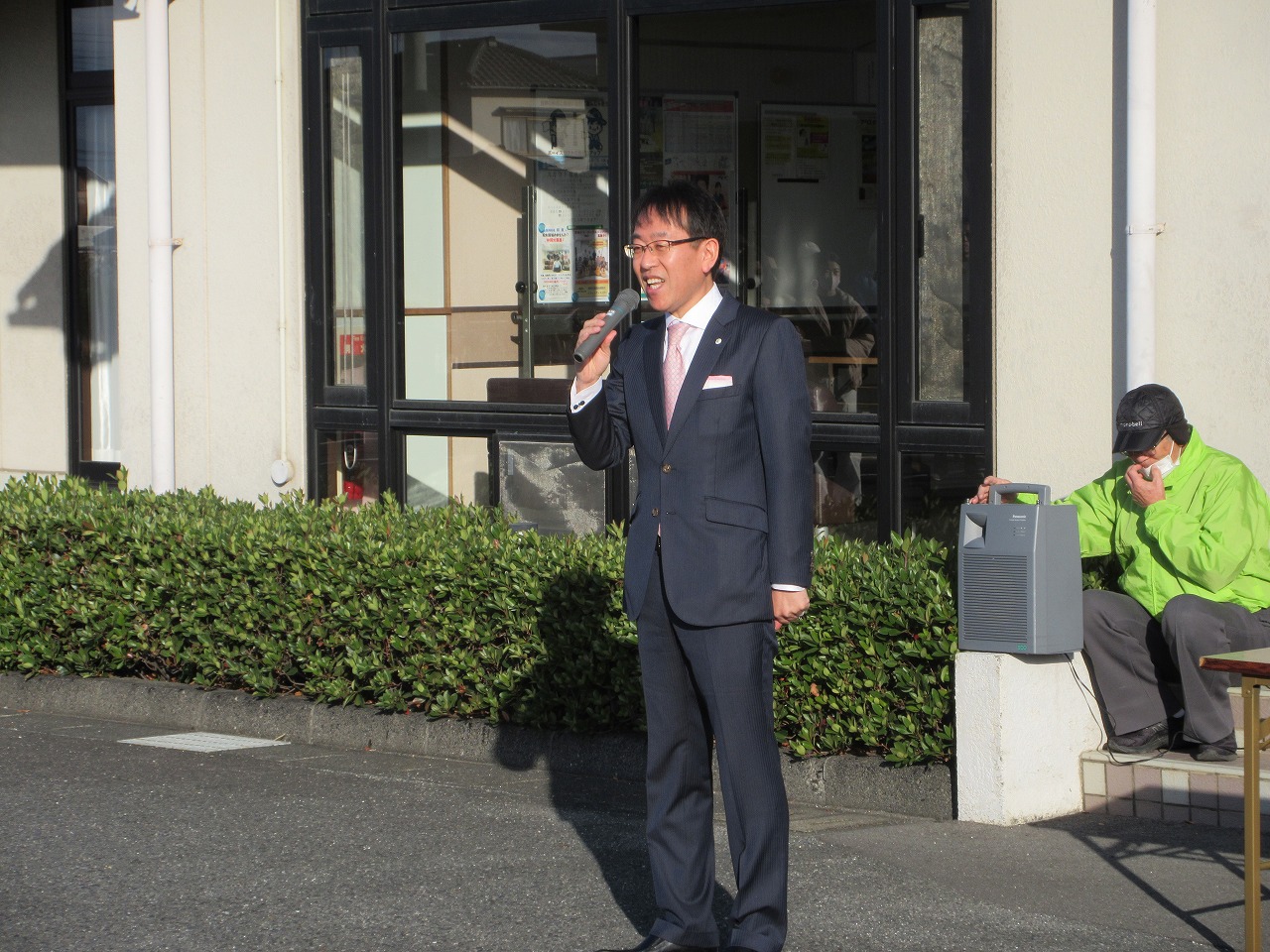 藤浪コミュニティいきいきウォークでの市長挨拶