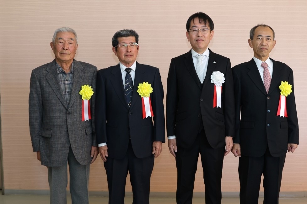 表彰式での集合写真