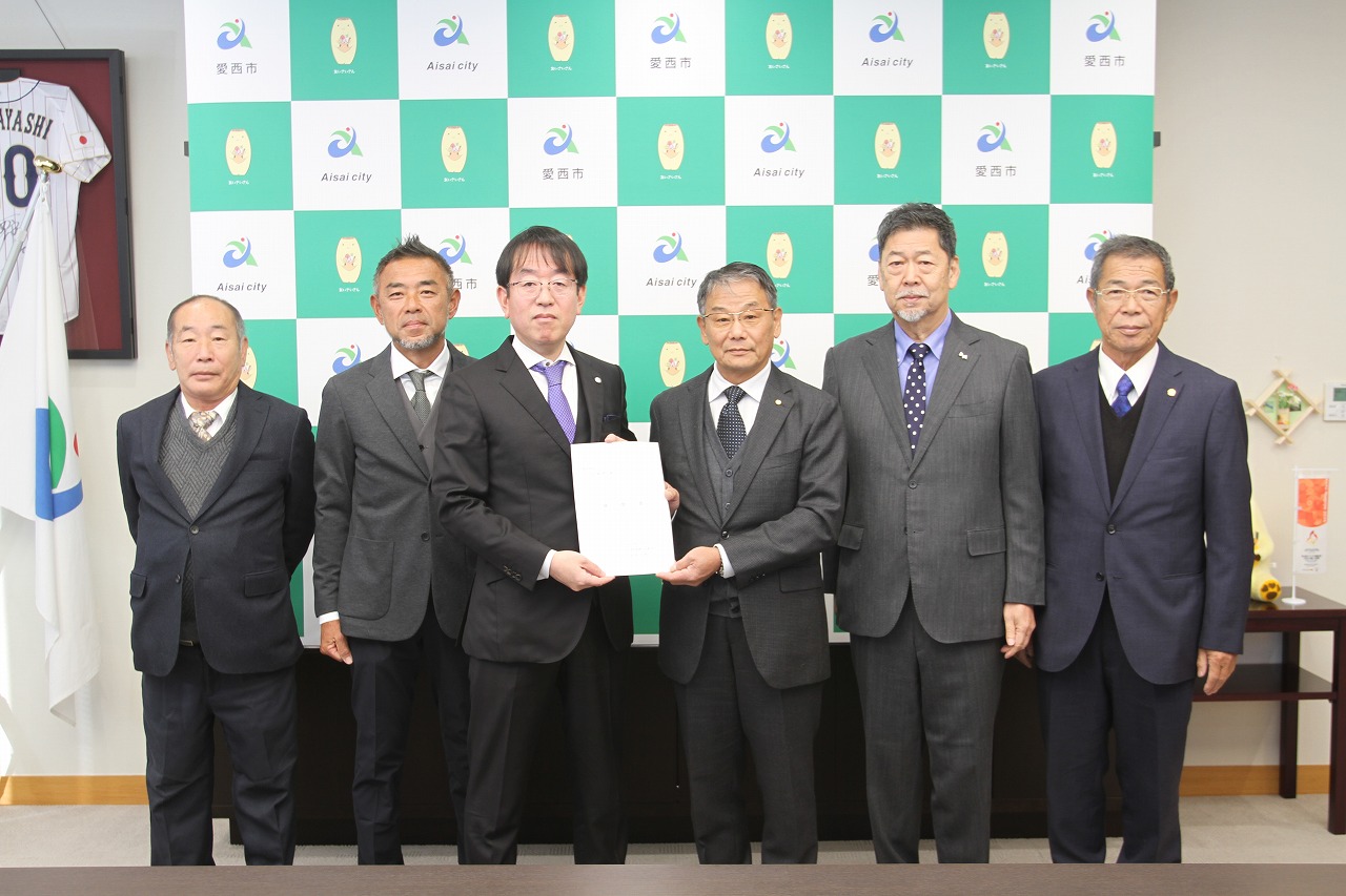 要望書受取の様子